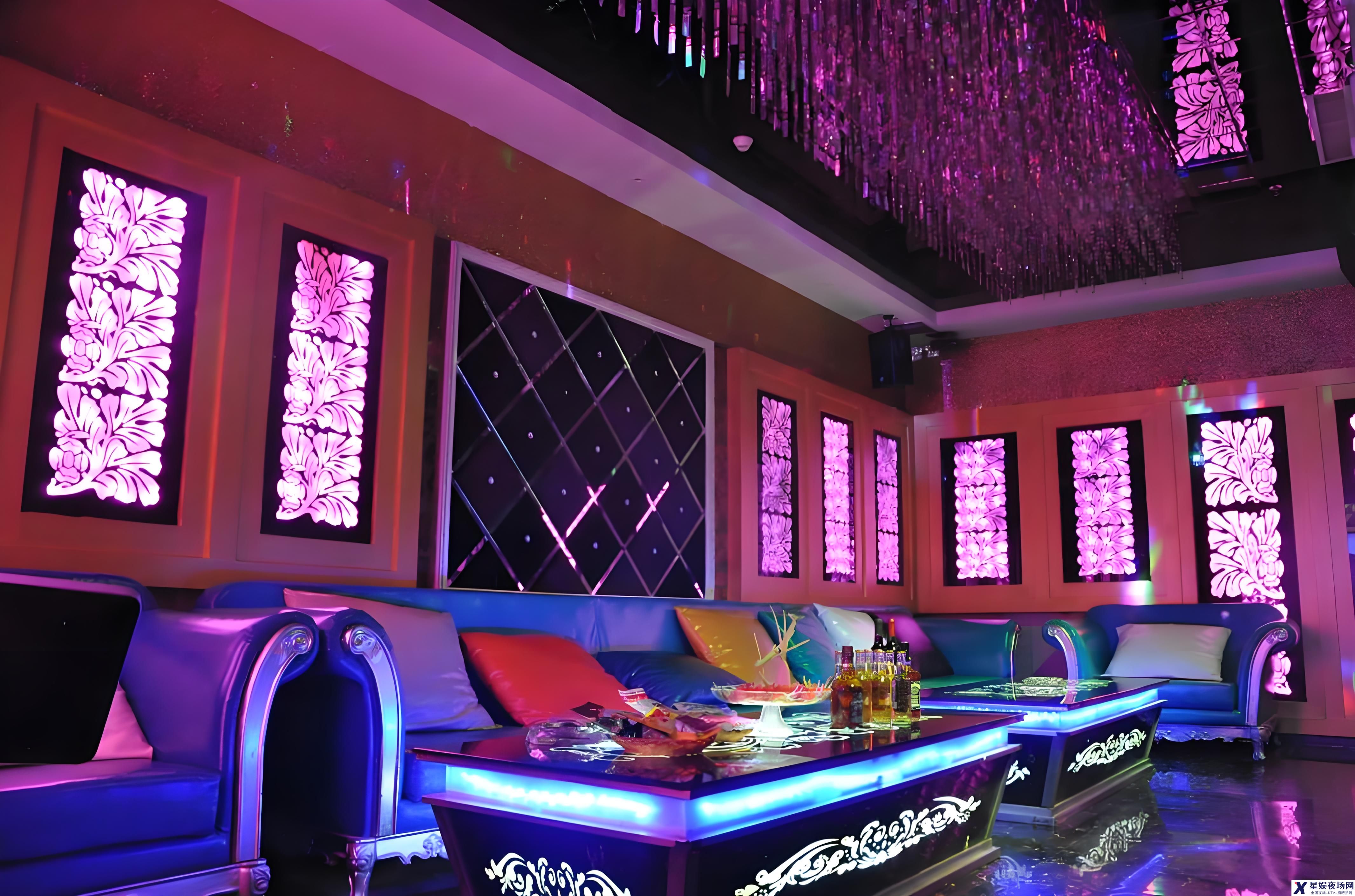 在夜场工作中，如何有效应对人际关系和沟通问题？