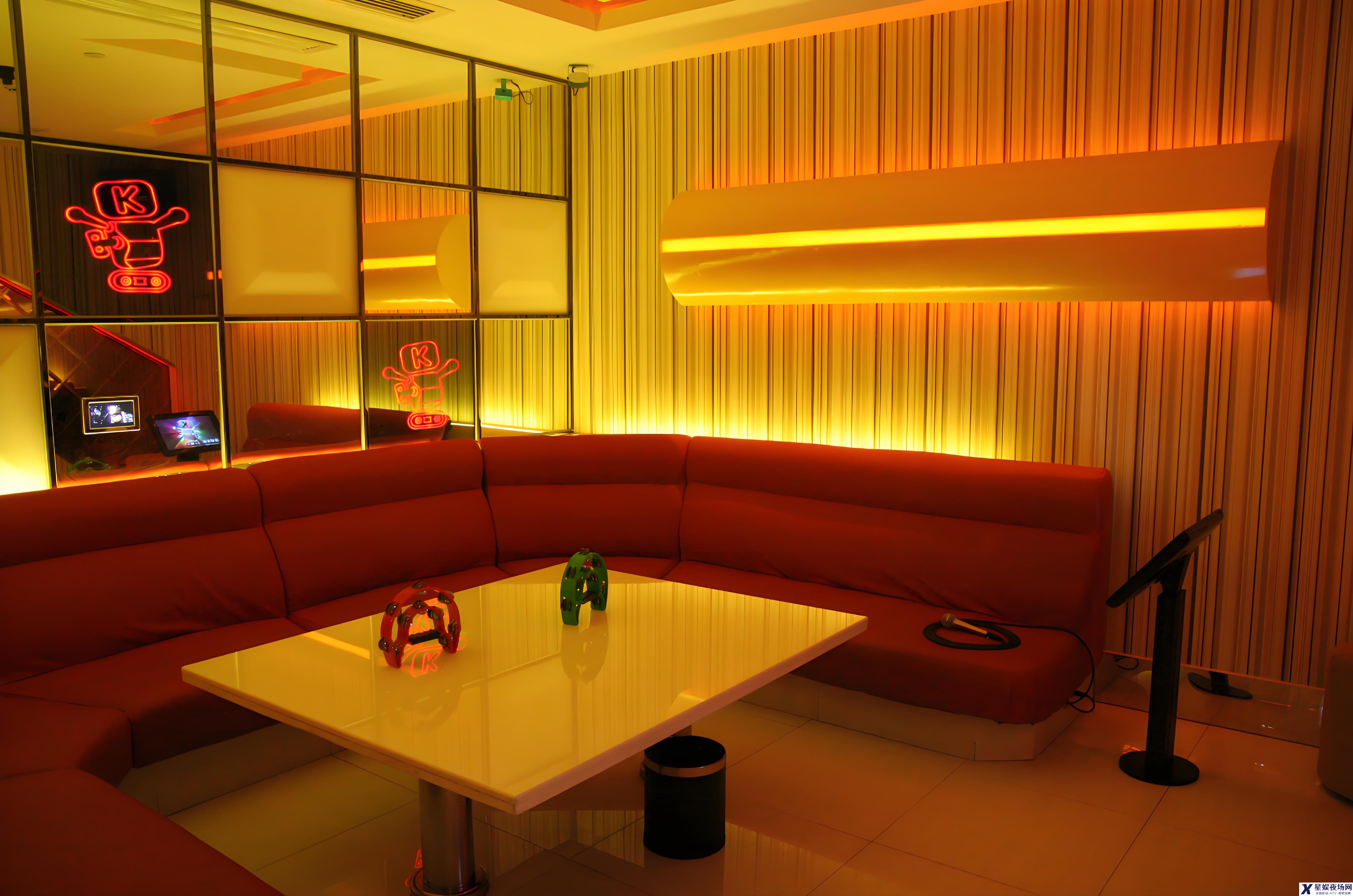 都市繁华荟萃：高端会所招聘进行时